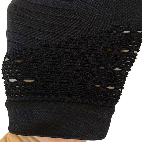 NWOT GYMSHARK ENERGY SEAMLESS CROPPED LEGGINGS SIZE XS - Picture 11 of 11